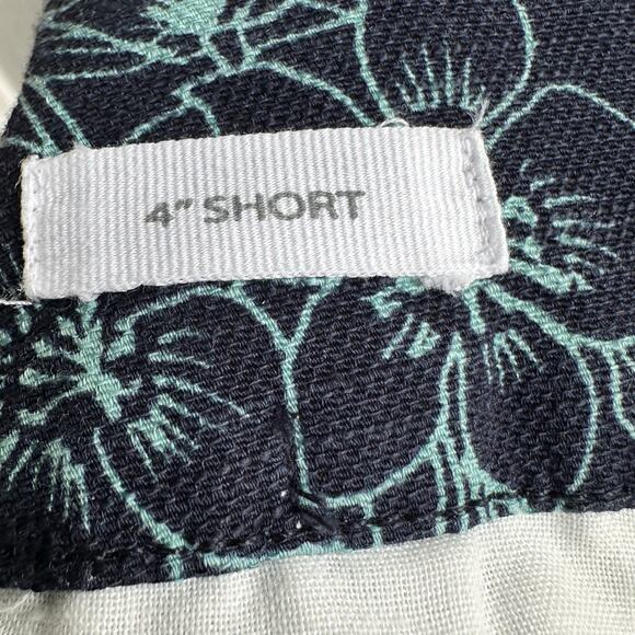LOFT Floral Print 4" Short NWT - Picture 8 of 8